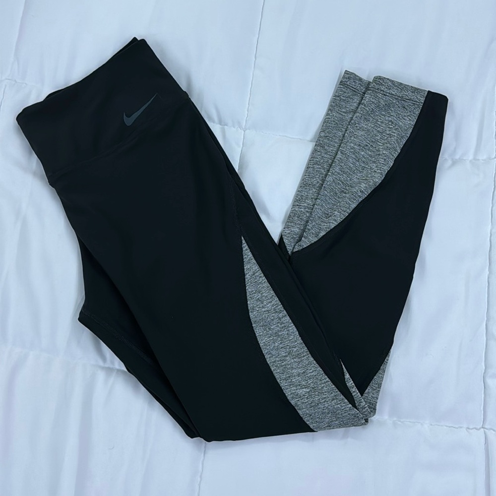Nike leggings